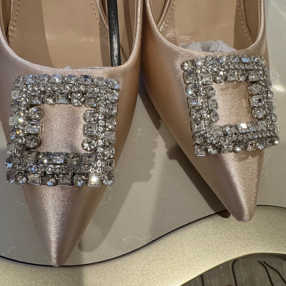 Evening shoes